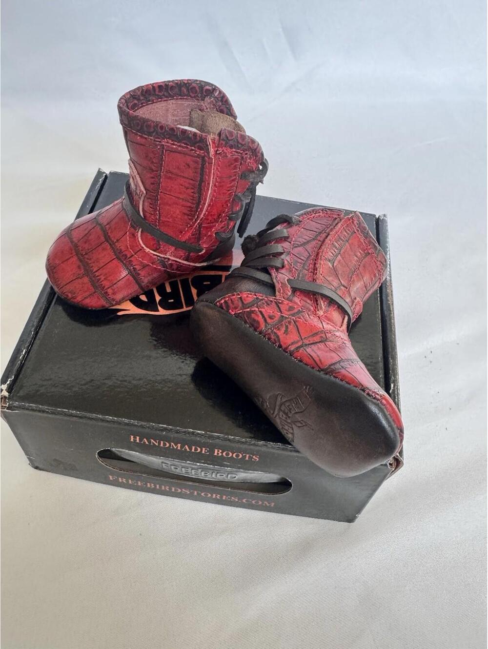 Freebird Baby BABY COAL-RED CROCO SIZE 0 (0-3 MONTHS) NEW